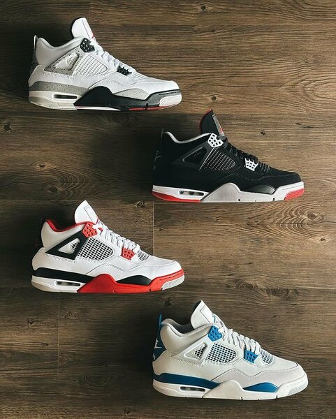 JORDAN 4