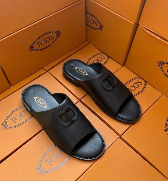 Mules en cuir de luxe