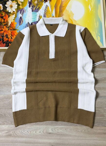 Polo rayé tricoté élégant