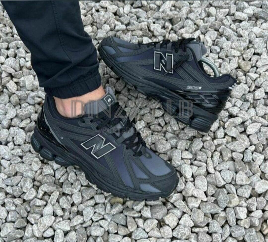 New BALANCE CLASSIC 1906R