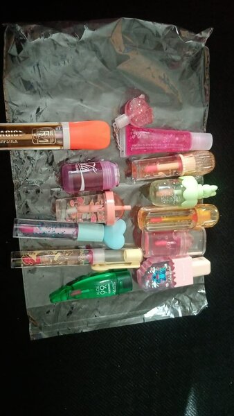 Set de brillants à lèvres lumineux