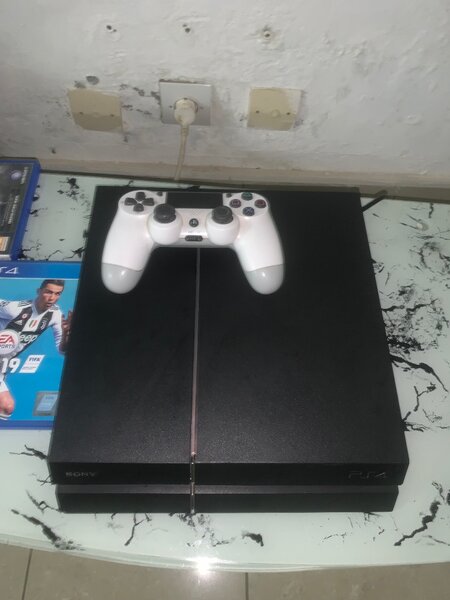 PlayStation 4 Fat