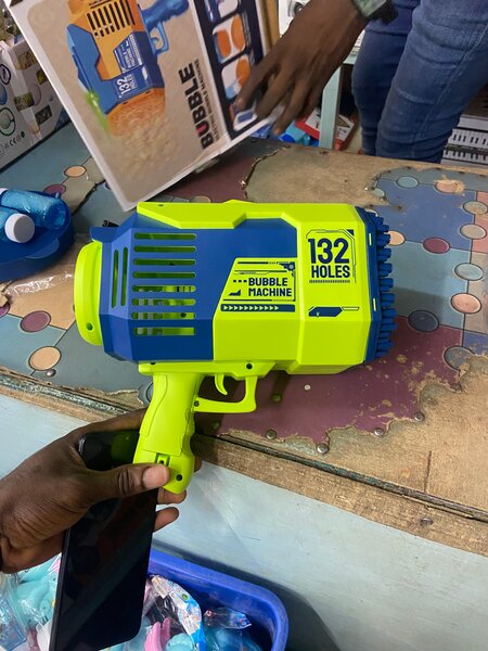 Machine à bulles 132 trous