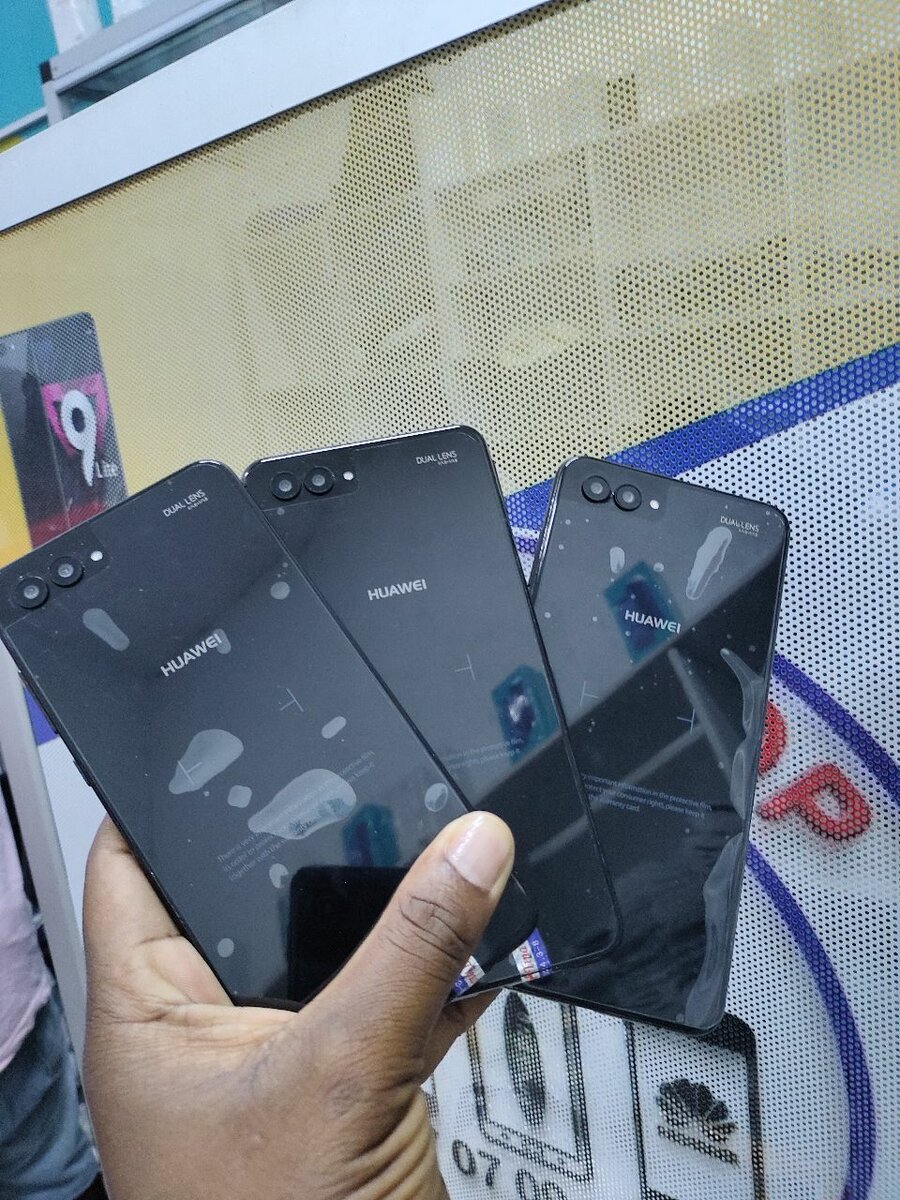 HUAWEI NOVA 2S QUASI NEUF IMPORTÉ 256/8GO