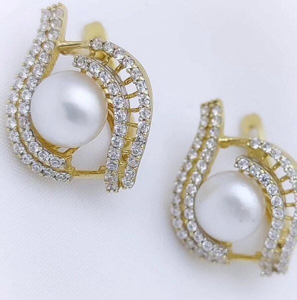 Серьги в жёлтом золоте 585