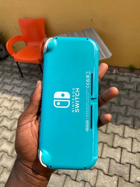 Nintendo Switch Lite