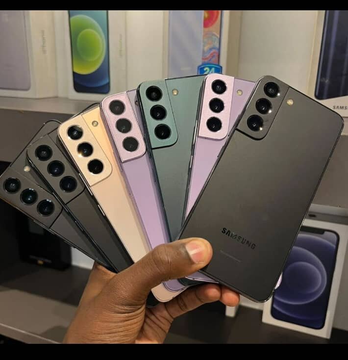 Samsung Galaxy S22 - Smartphone