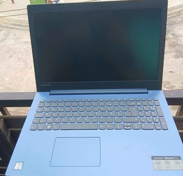 Ordinateur portable Lenovo