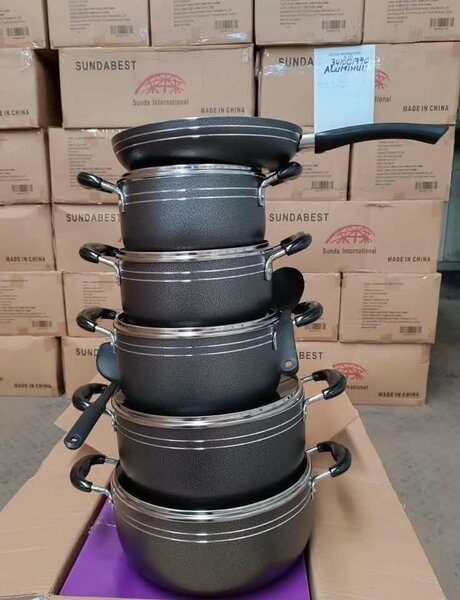 Set de Casseroles adhésif