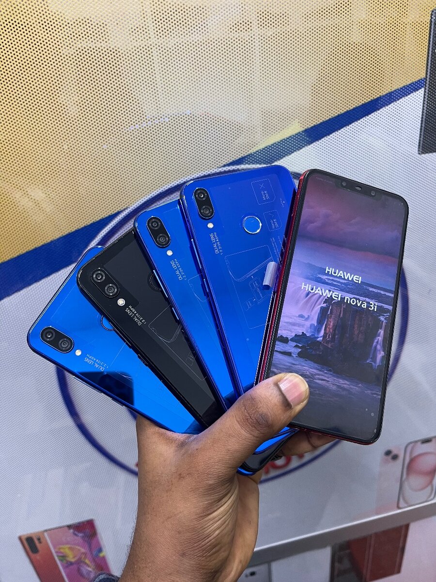 Huawei Nova 3i Smartphone