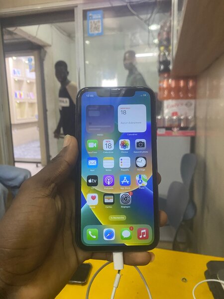 iPhone XR 64GB Noir