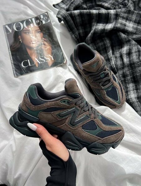 NEW BALANCE & NIKE SB