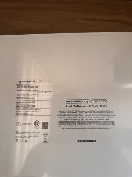 MacBook Air M2 256gb 8gb ram