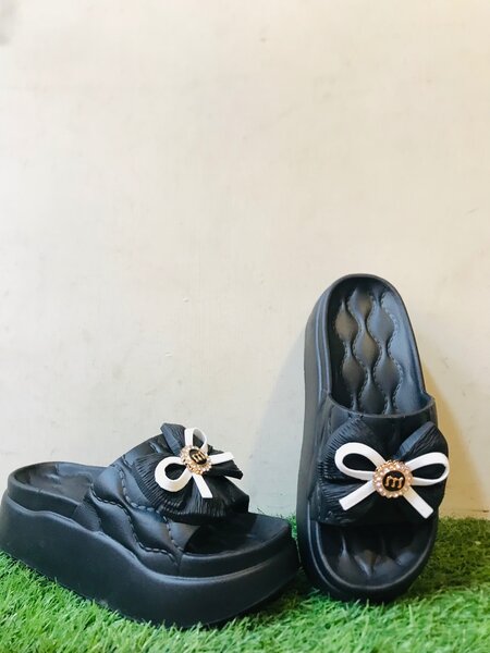 Ladies house slippers