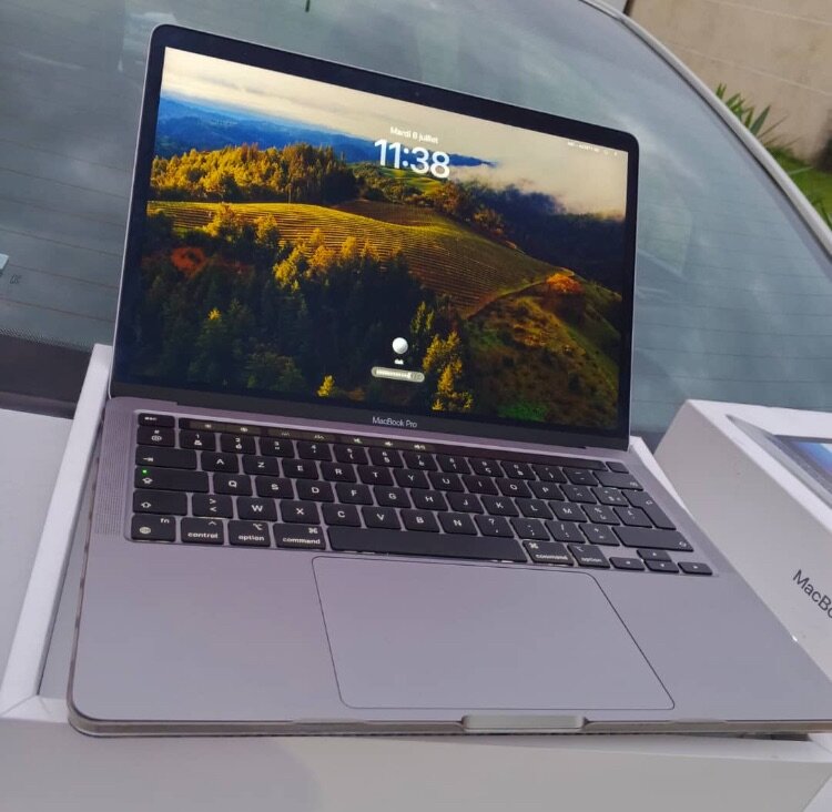 MacBook Pro M2  13'' 2022