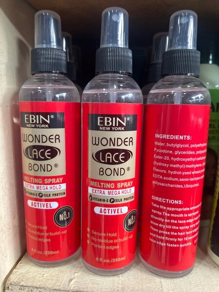 Spray fixateur pour perruques