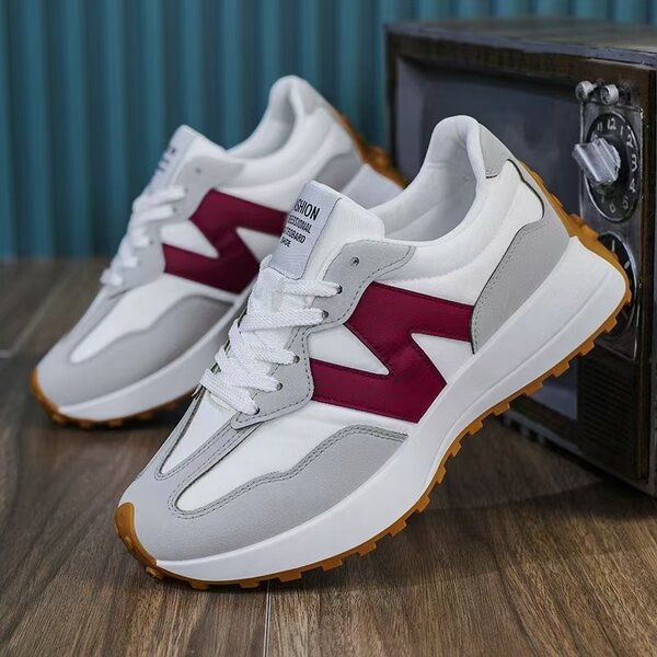 Sneakers modernes unisexes