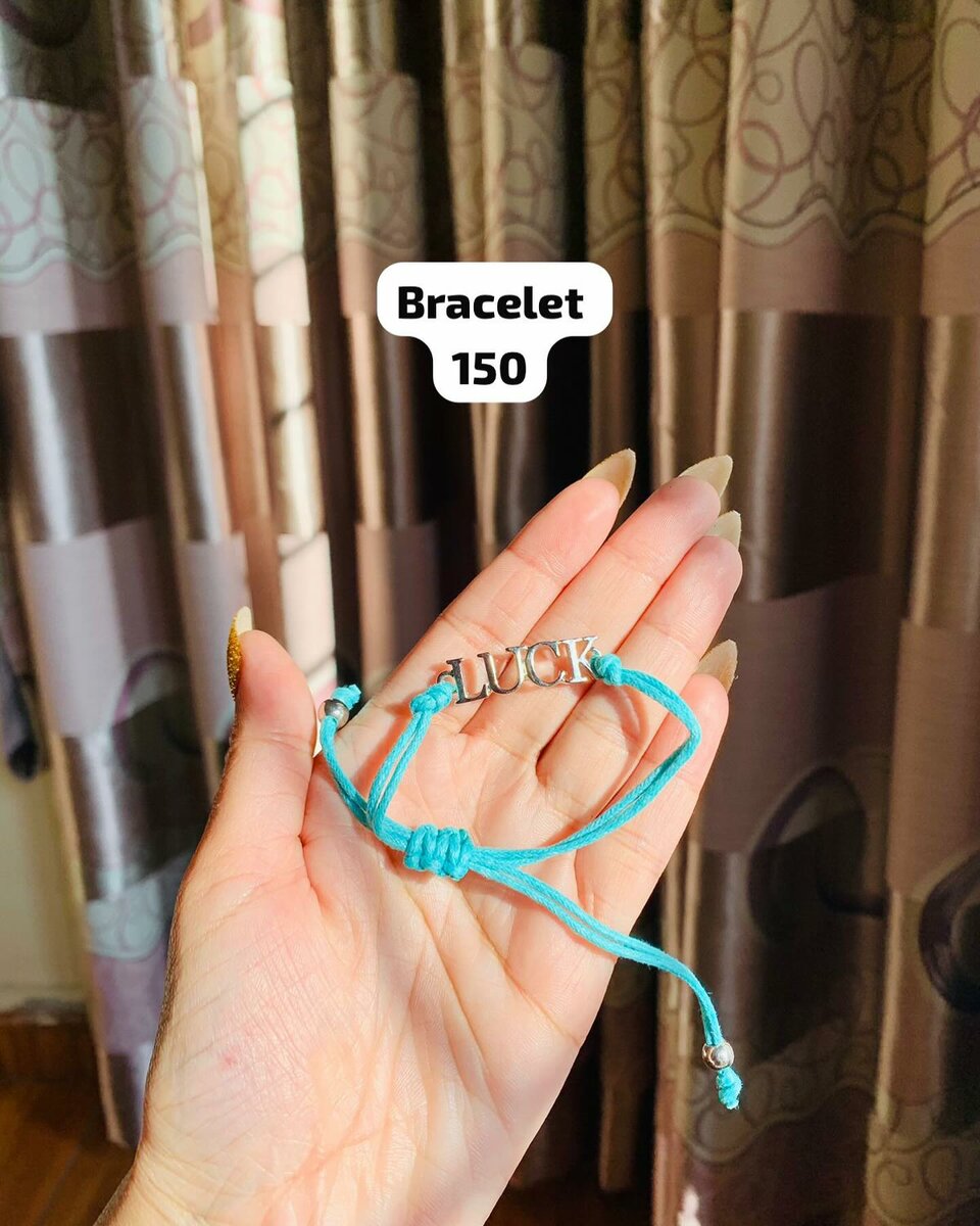 Bracelet