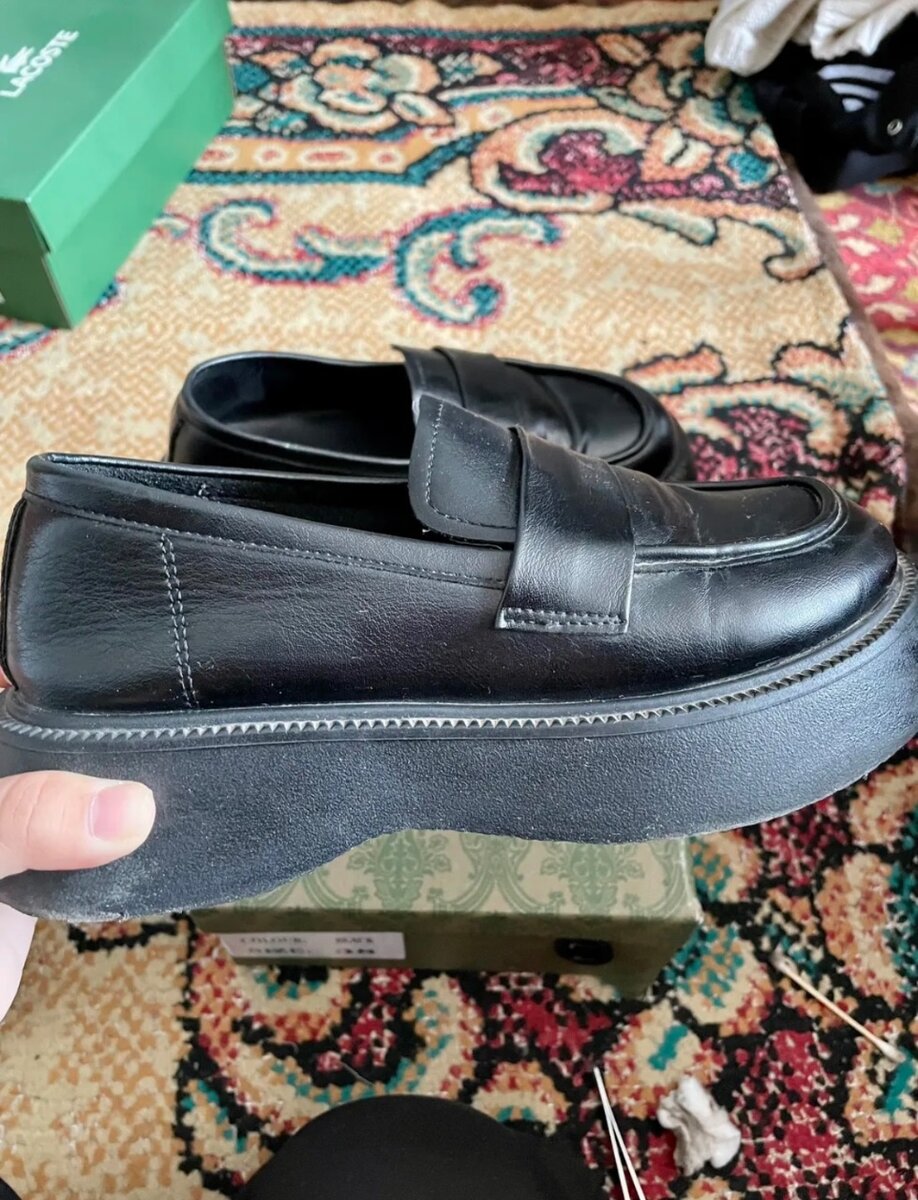 продаю лоферы в хорошем состоянии, размер 38