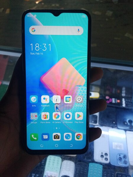 Tecno spark8c