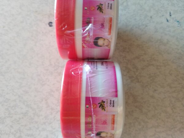 Cori white creme