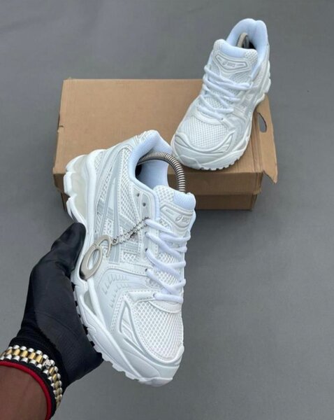 Baskets blanches asic