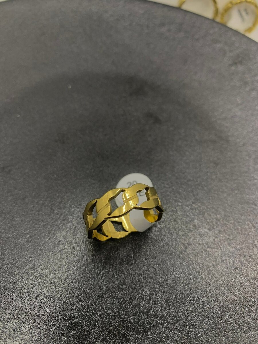 Bague en or élégante