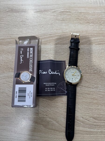 Exclusive leather watch