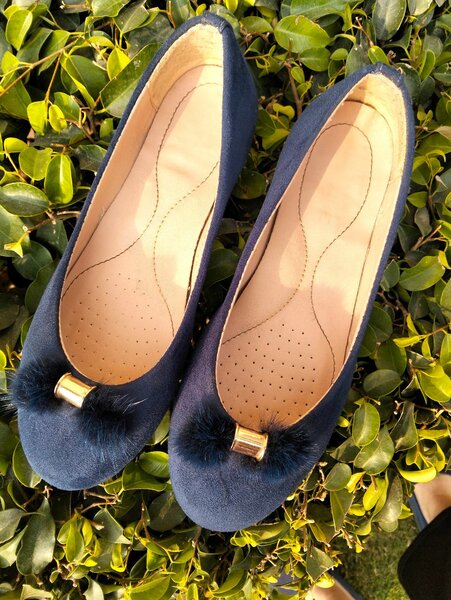 Dark purple or navy blue mix Pumps , size 40 ,