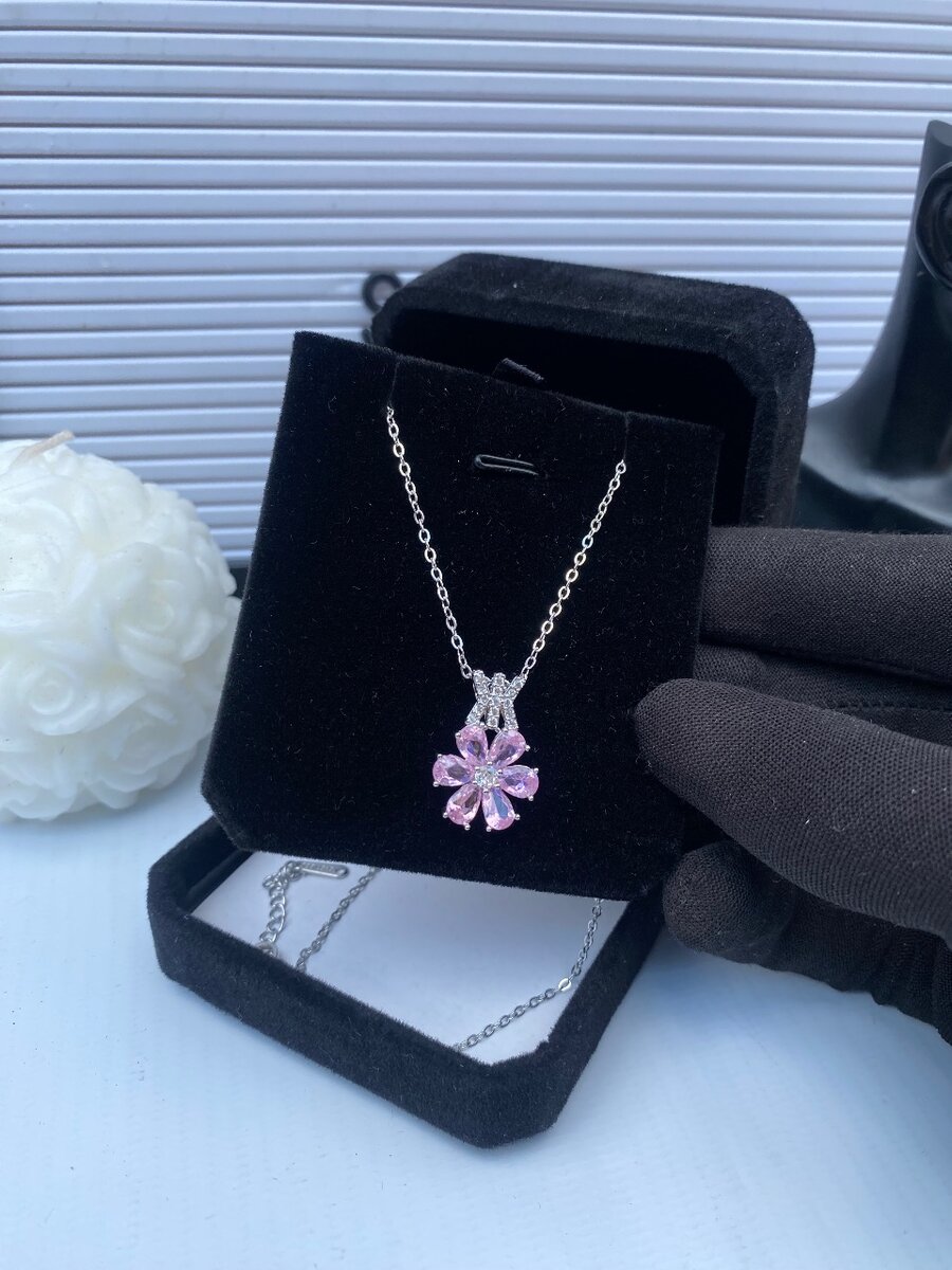 Necklace ️