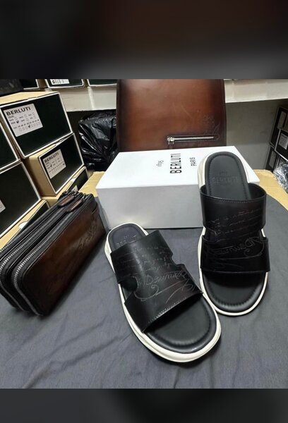 Mules et Claquettes de Luxe