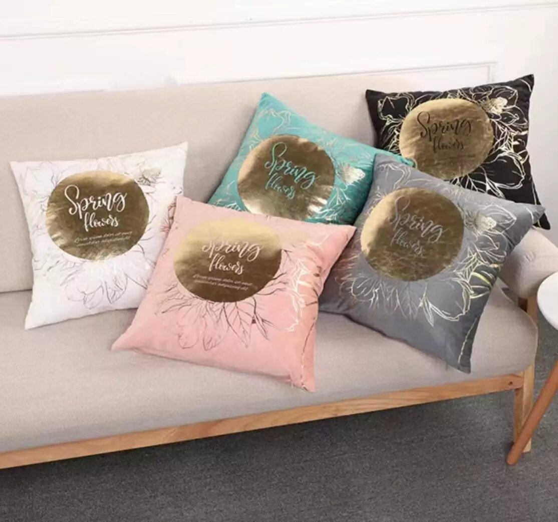 Coussins décoratifs floraux élégants