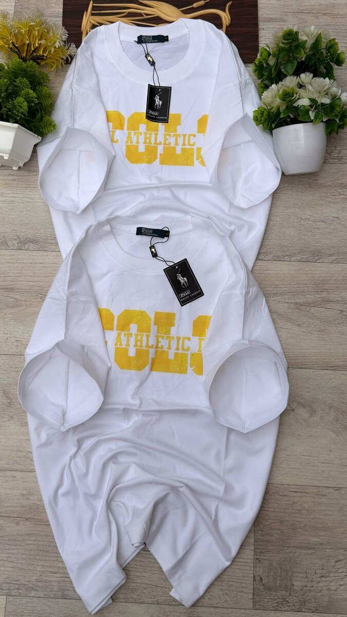 T-shirts imprimés modernes