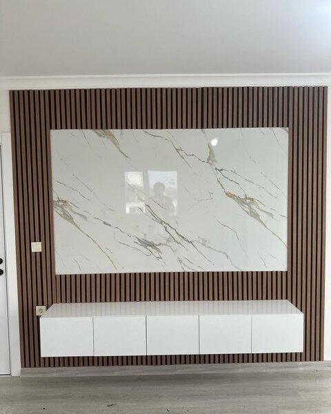 Meuble TV suspendu moderne