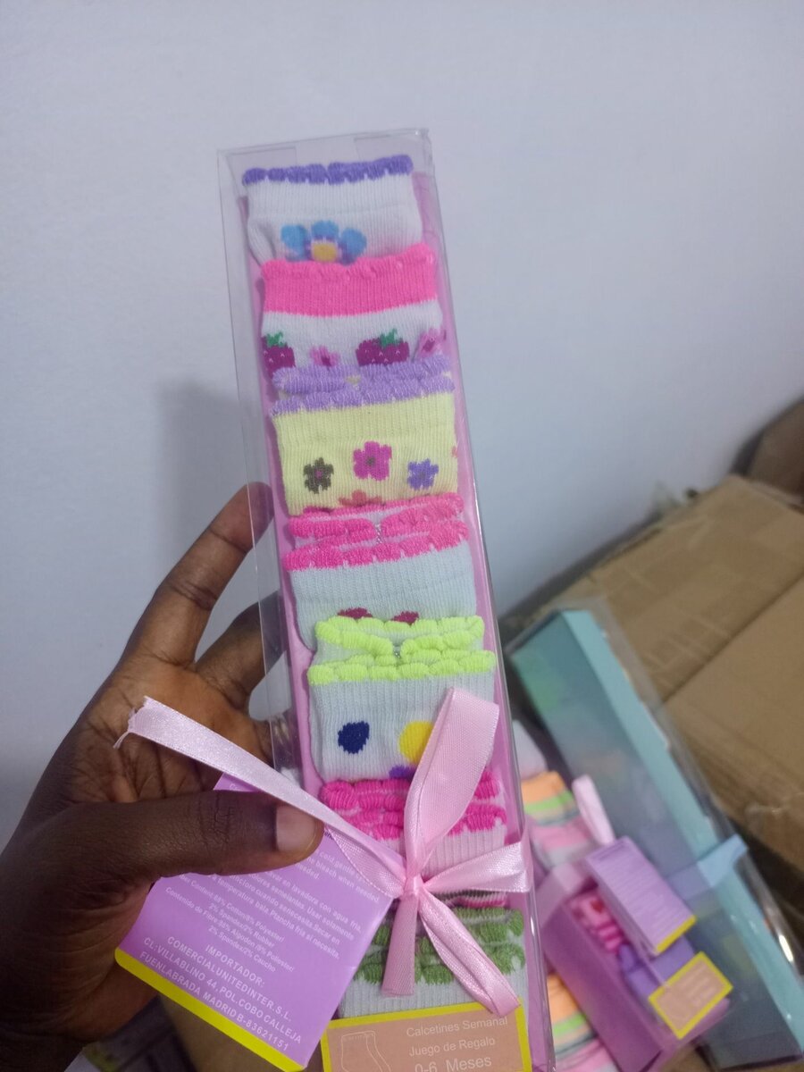 Baby socks (7 pairs)