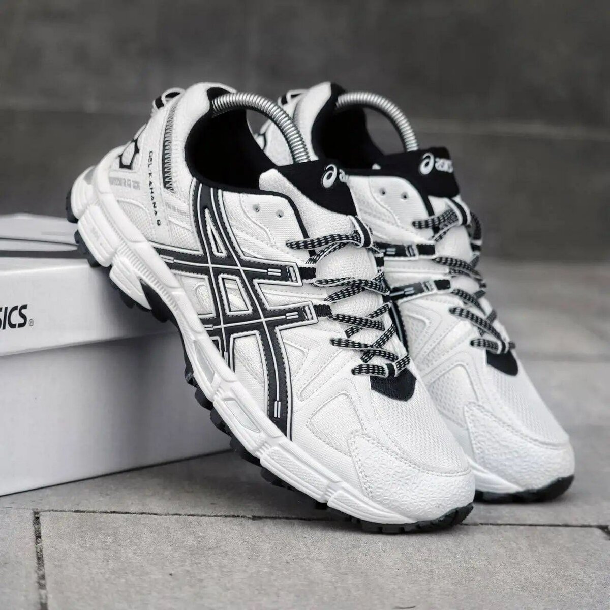 Baskets Asics blanches
