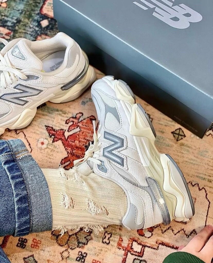 New Balance 9060