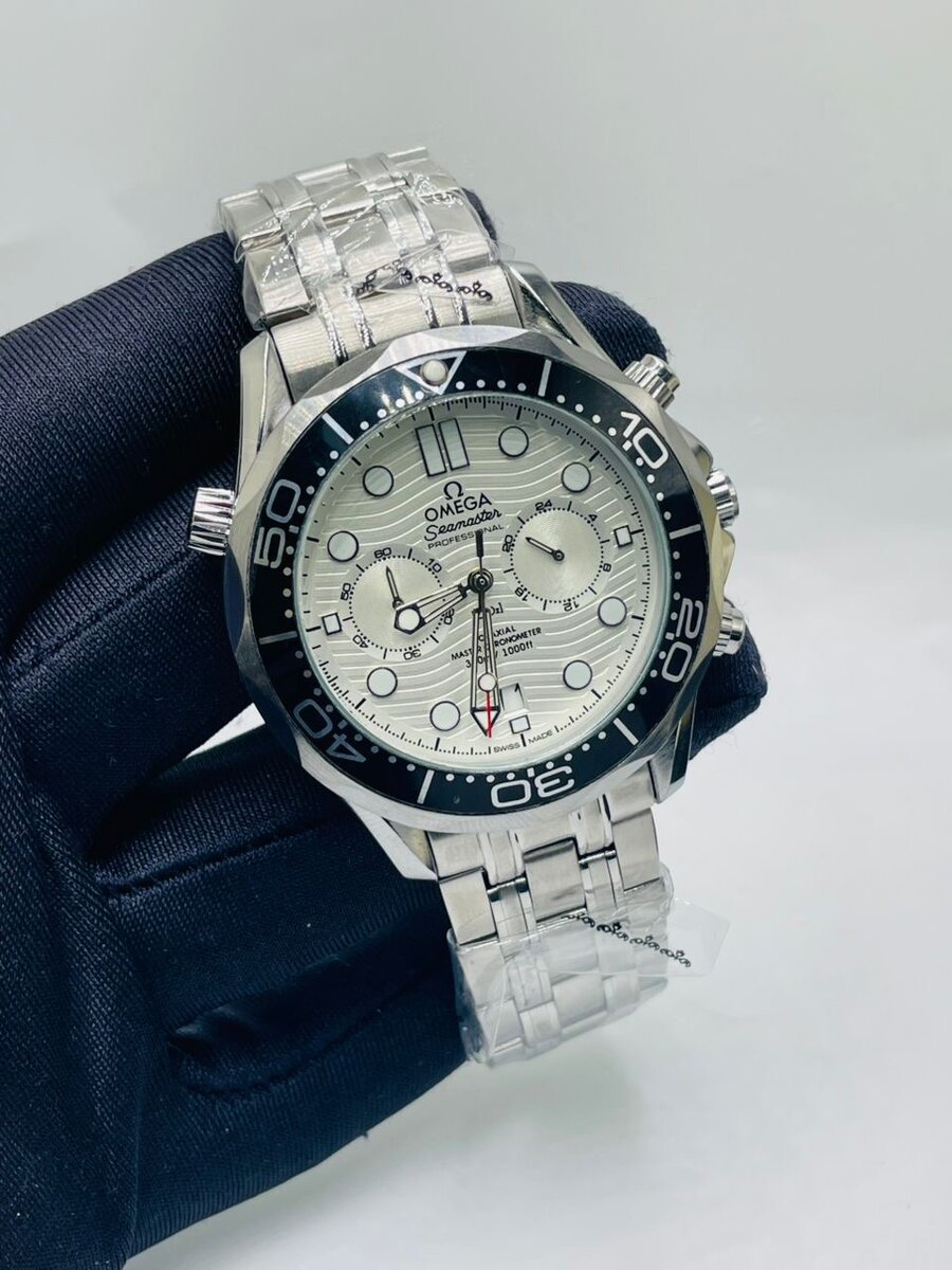 Montre de plongée automatique