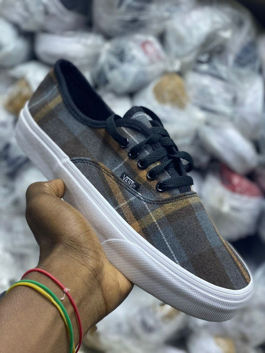 Chaussures à carreaux élégantes