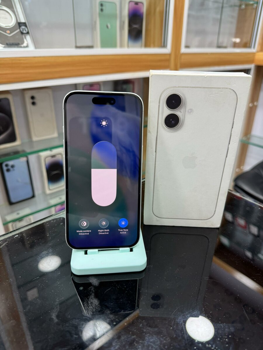 iPhone  16 simple 128 giga ave