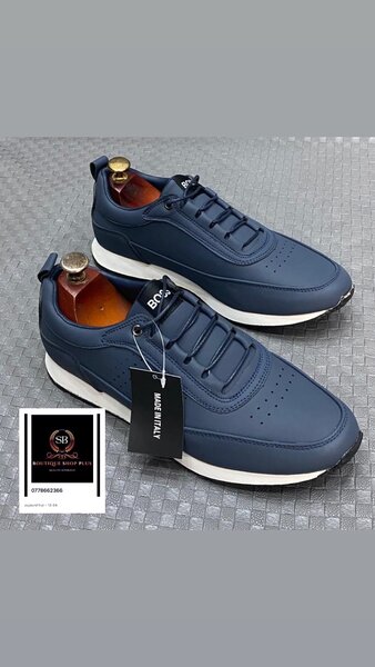 Sneakers en cuir modernes