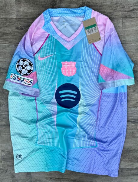 Maillots version Pro et Pro Ma