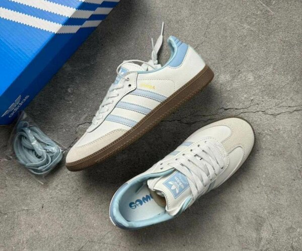 Adidas Samba Sneakers