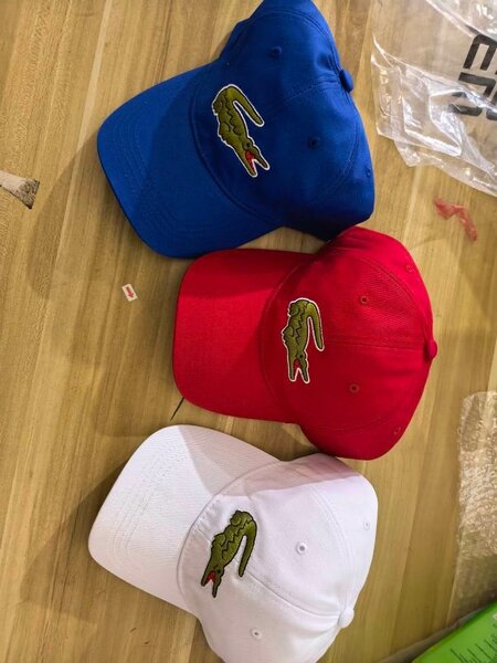 Casquette lacoste