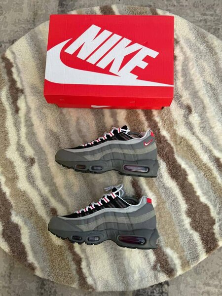 Nike Air Max Sneakers