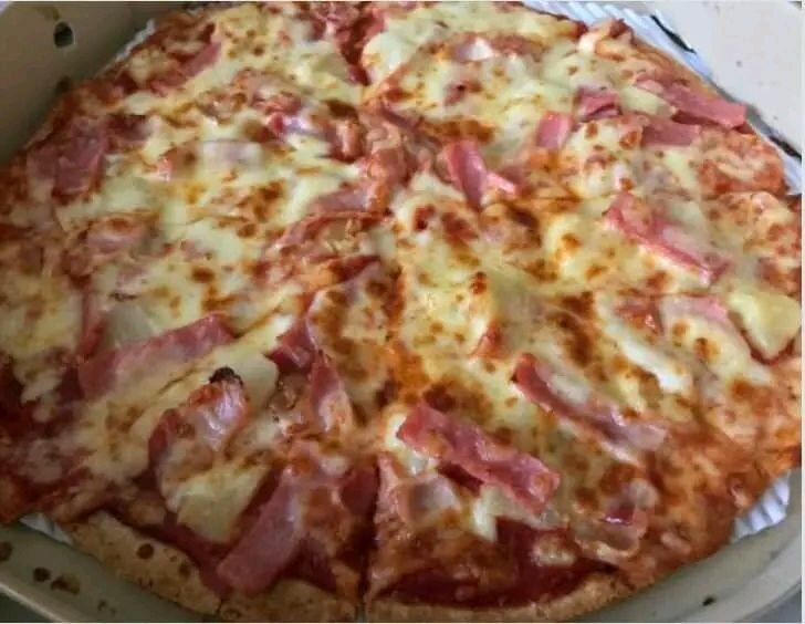 Pizza jambon-fromage