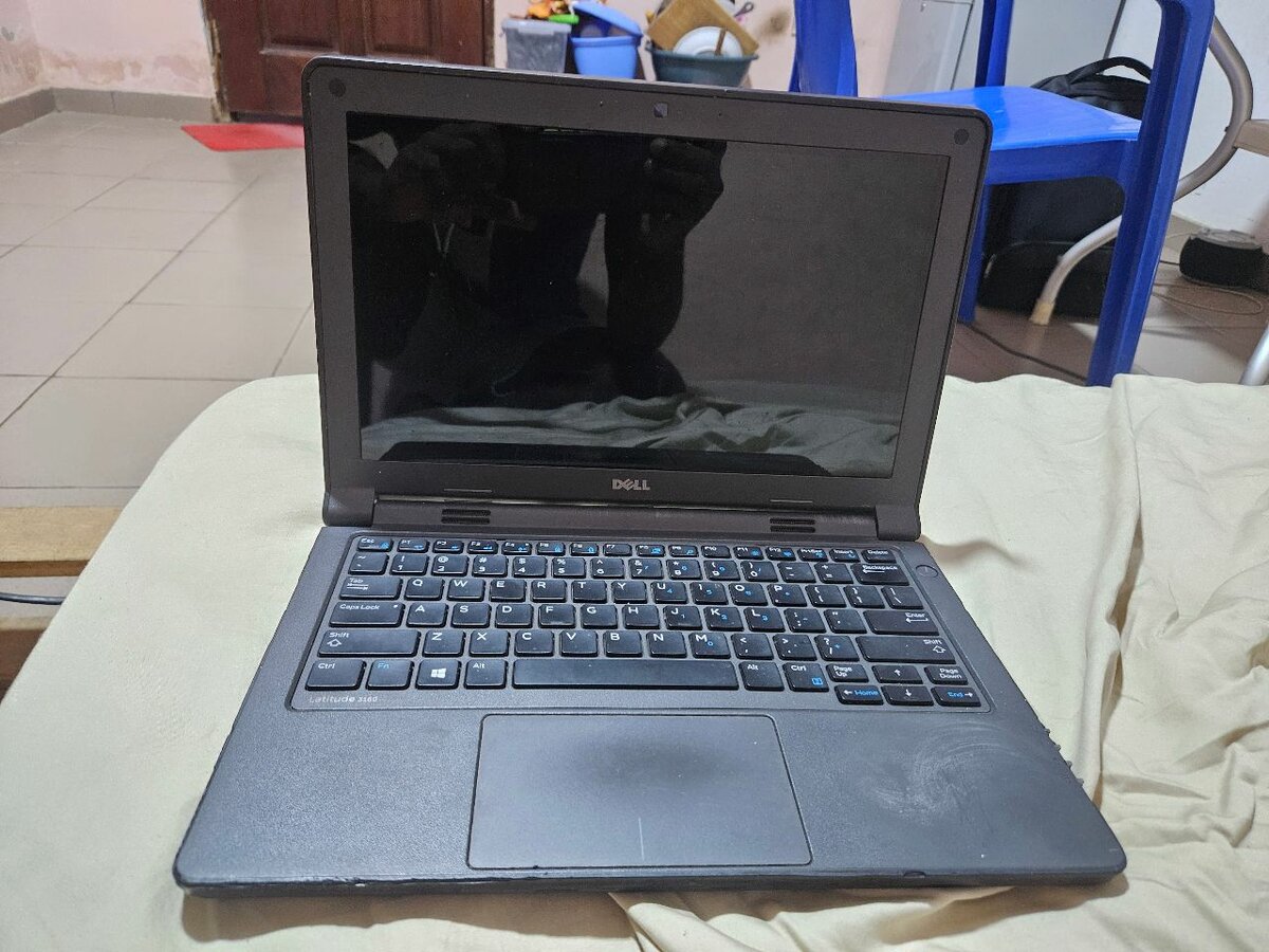 Dell latitude 3160