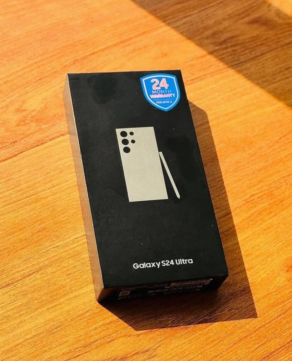 Samsung S24 Ultra 256GB (Brand New)- 200MP cameraAl-Powered