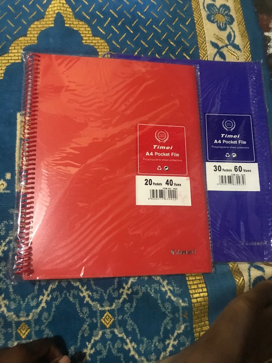 Classeur  20 poches spirales