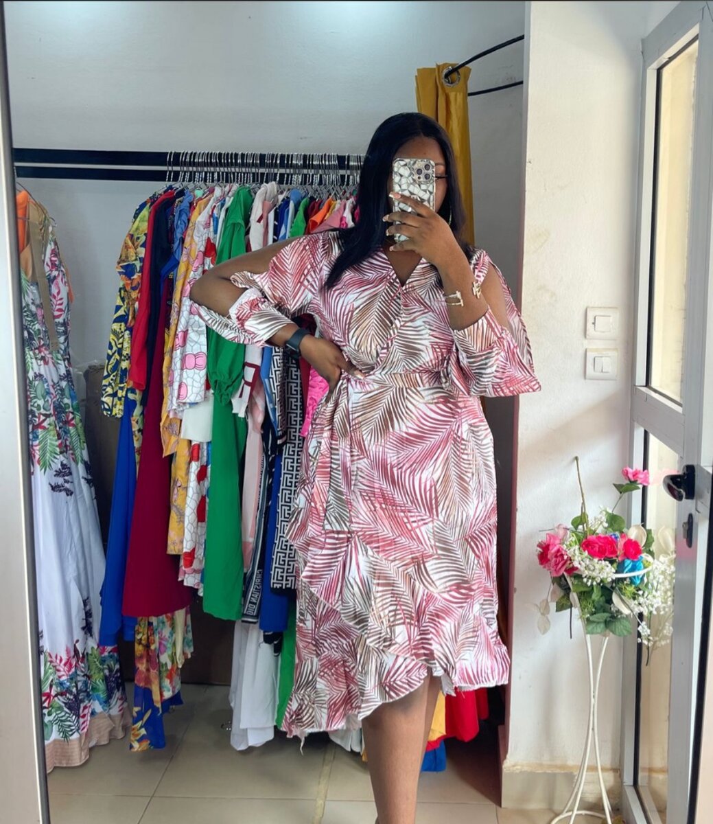 Robe femme disponible